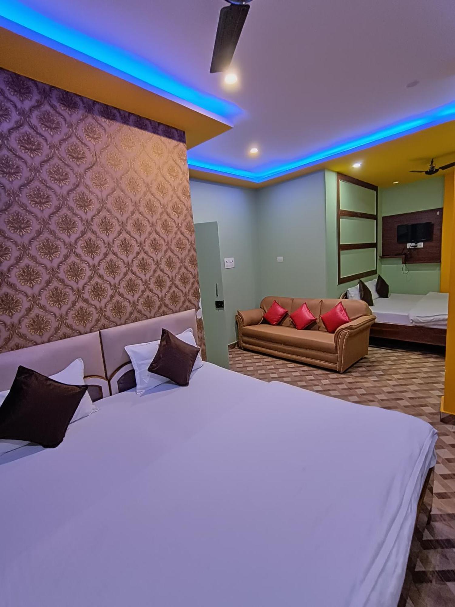 Hotel Picasso Varanasi Prime Location Exterior foto